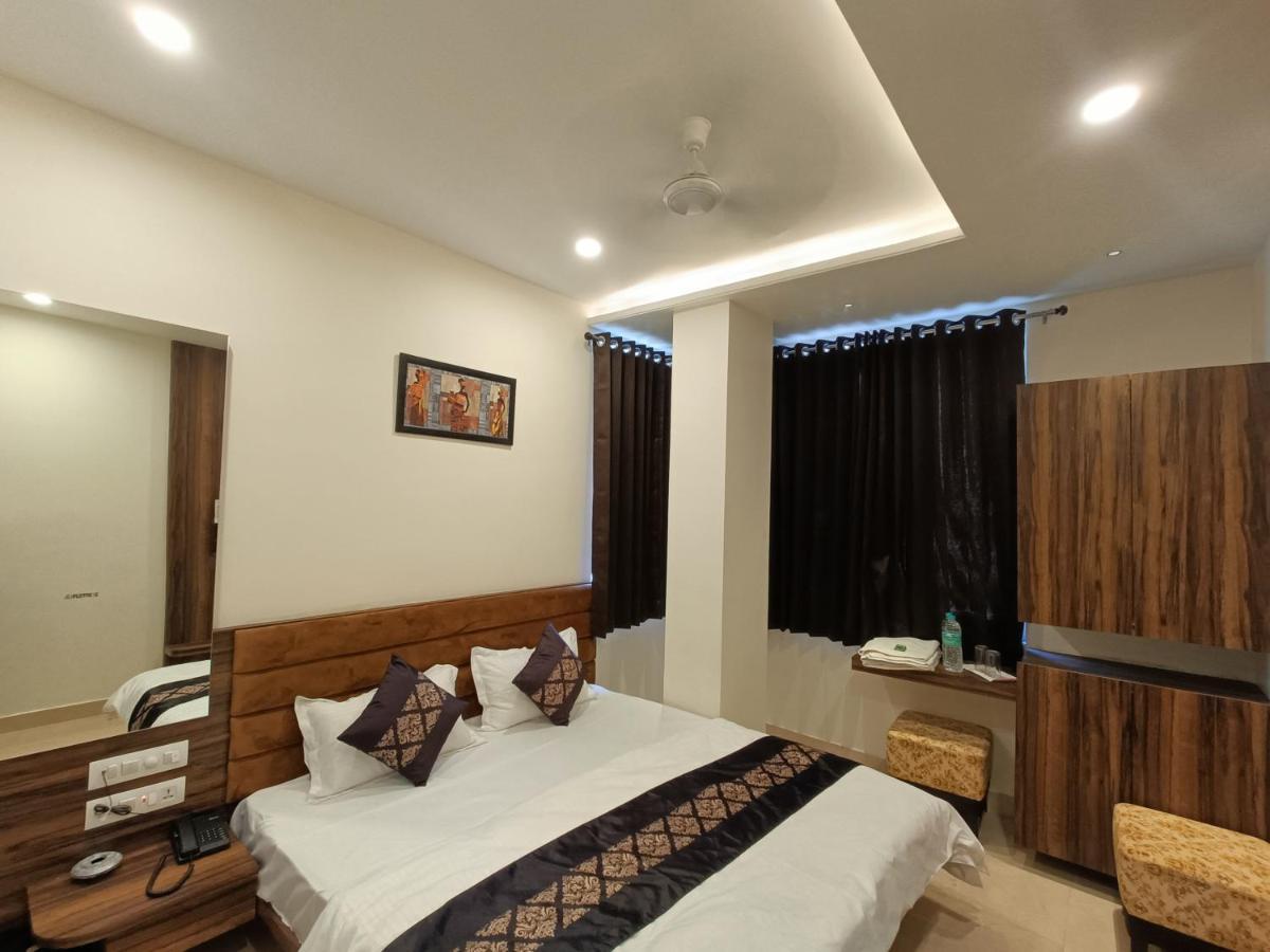 Hotel Vrinda Inn Udaipur Ngoại thất bức ảnh