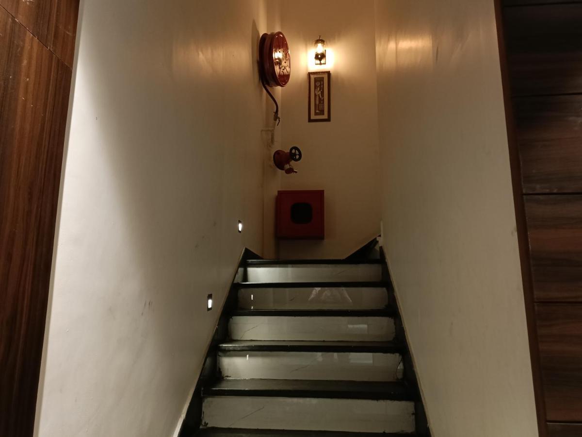 Hotel Vrinda Inn Udaipur Ngoại thất bức ảnh